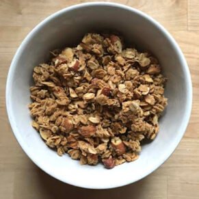 Kelloggs Granola Honey Almonds Strawberries Pumpki